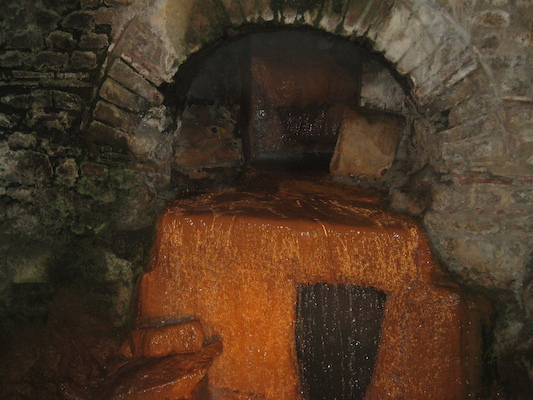 Overflow from the Baths (07-20-2009 11:50)