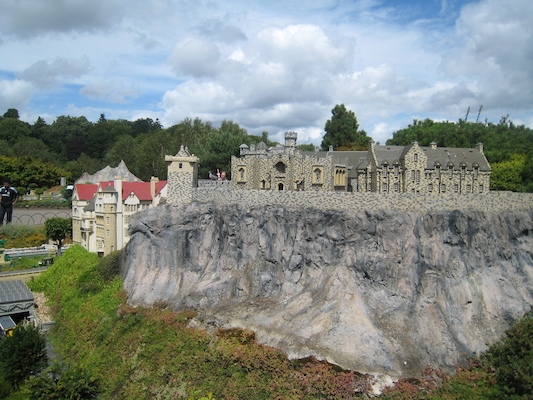 Miniature lego world (07-22-2009 12:35)