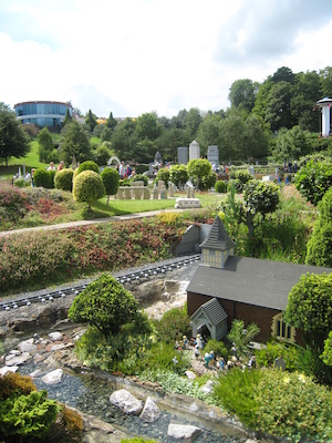 Miniature lego world (07-22-2009 12:39)