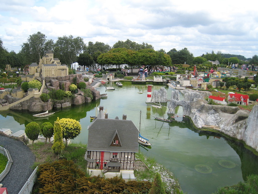 Lego world (07-22-2009 13:50)