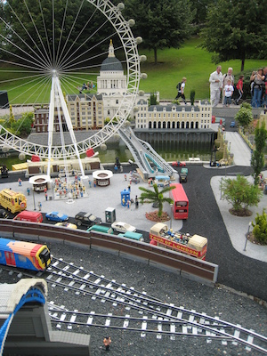 Doctor Who in the miniature lego London (07-22-2009 13:57)