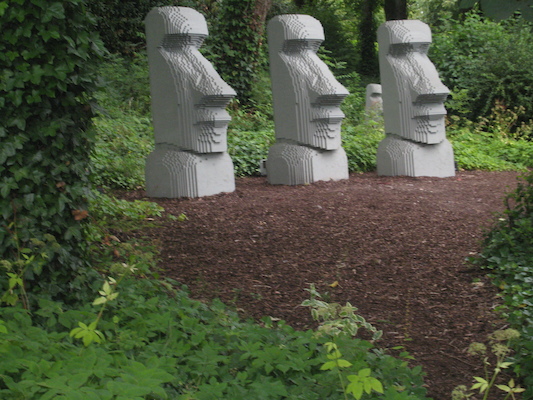 Lego moai (07-22-2009 16:44)