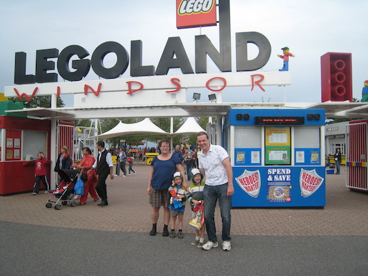 Xine, Ben, Tim and Cole at Legoland (07-22-2009 17:11)