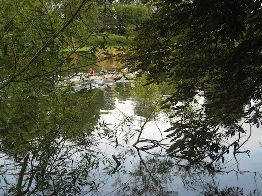 Crew team at Monkey Island (07-22-2009 18:32)