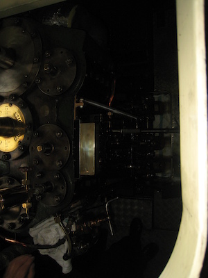 Steam boat at Monkey Island (07-22-2009 18:40)