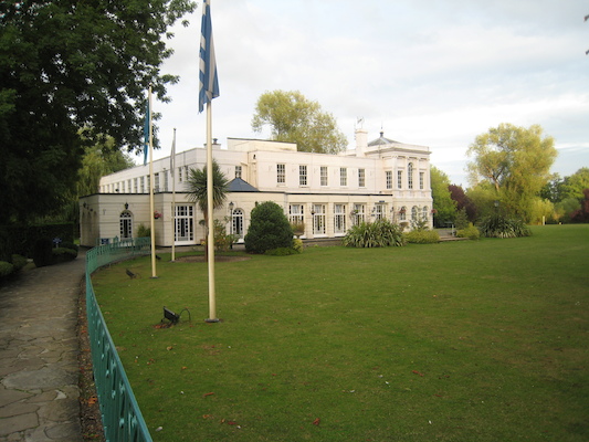 Monkey Island hotel (07-22-2009 19:01)