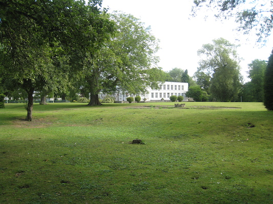 Monkey Island hotel (07-23-2009 07:59)