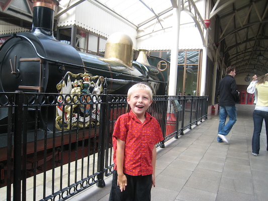 Tim at the Royal Train at Windsor (07-23-2009 10:20)