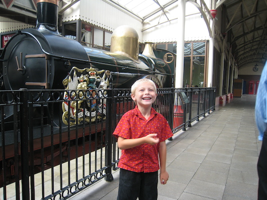 Tim at the Royal Train at Windsor (07-23-2009 10:20)