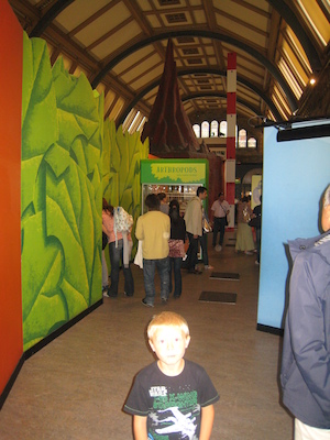 Tim at the natural history museum (07-24-2009 10:16)
