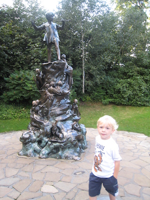 Cole at the Peter Pan statue (07-24-2009 18:57)