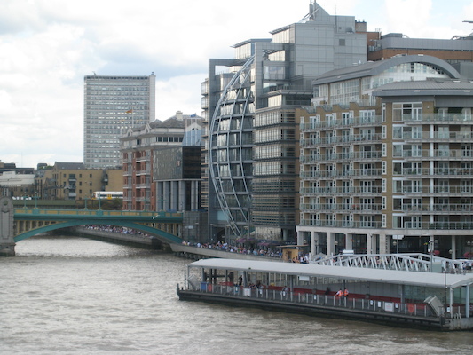 The Thames from the Millenium bridge (07-25-2009 14:33)