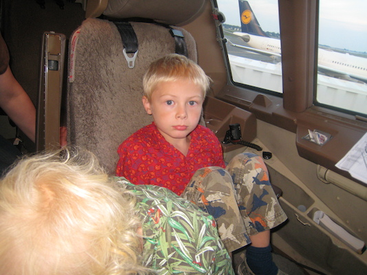 Tim and Cole in the cockpit (07-27-2009 23:45)