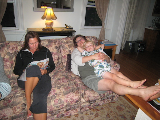 Jen, Xine and Cole (08-09-2009 19:29)