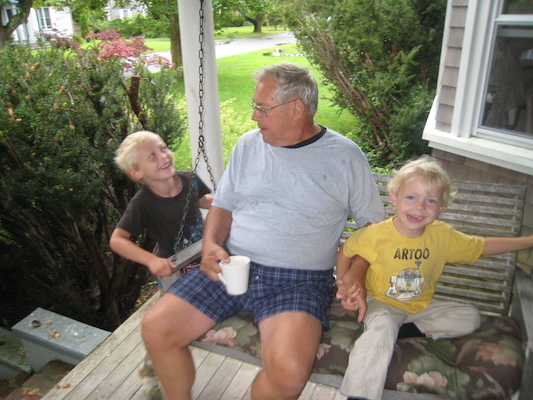 Tim, Uncle Ron and Cole (08-13-2009 08:23)