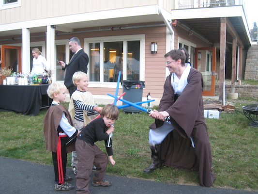 Tim, Cole and Joe fighting (09-19-2009 17:27)