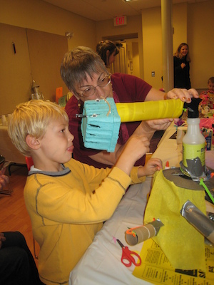 Tim building with Doris Smith (10-16-2009 15:50)