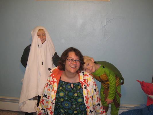 Tim ghost, Xine and Cole turtle (10-24-2009 14:51)