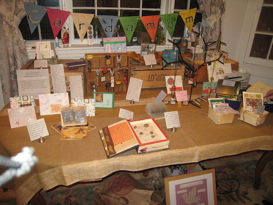 Xine's Artist Studio table (11-08-2009 16:39)