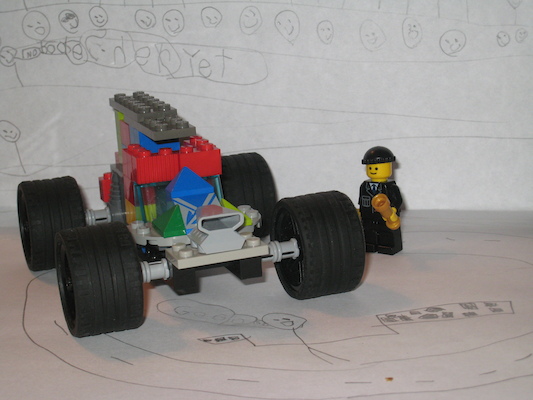 Tim's Lego racer (11-15-2009 08:39)