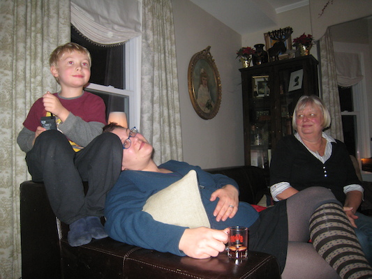 Tim, Xine and Cathy (12-12-2009 19:50)