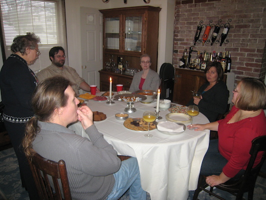 Mary Anne, Juj, Marie, Jen, Jacqui, and Ben (12-25-2009 13:58)