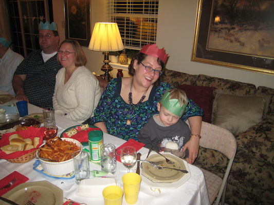 Matt, Jacqui, Xine, Cole (12-25-2009 17:54)