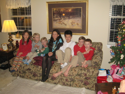 Kristen, Tim, Cole, Laura, Eric, Noah, Tate (12-25-2009 19:52)