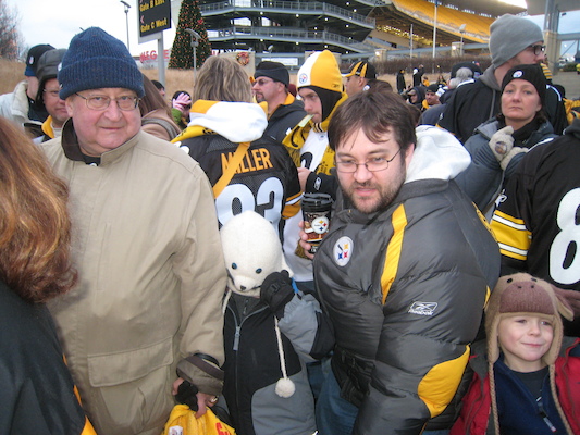 Poppy, Tim, Juj and Cole (12-27-2009 16:39)