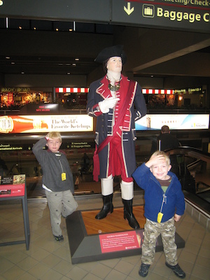 Tim and Cole with George Washington (12-31-2009 17:12)