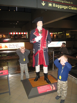 Tim and Cole with George Washington (12-31-2009 17:13)