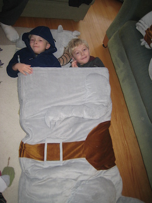 Cole and Tim in a Tauntaun (01-01-2010 07:48)