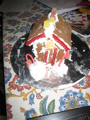 Tim's Gingerbread House (01-08-2010 17:48)