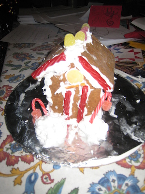 Tim's Gingerbread House (01-08-2010 17:48)