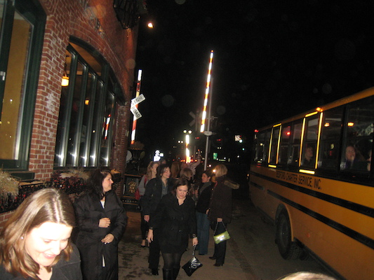 Girl's Night Field Trip to Fun (01-23-2010 21:15)