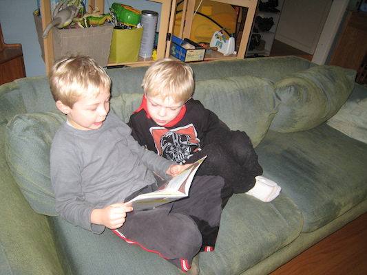 Tim reading to Cole (02-22-2010 16:53)