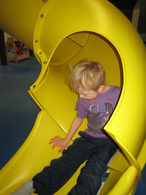 Cole on the slide (03-03-2010 13:41)
