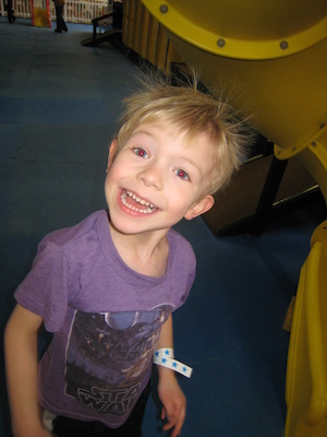 Cole with static hair (03-03-2010 13:41)