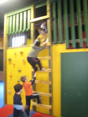 Aram, John, Alex, Adam & Dustin (03-03-2010 14:27)