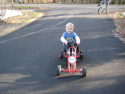 Cole on a go-kart (03-05-2010 20:18)