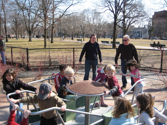 Cole and Tim on a roundabout (03-07-2010 17:44)