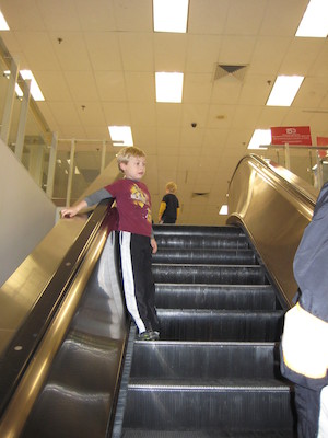 Tim and Cole on an escalator (03-11-2010 22:30)