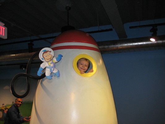 Tim peeking out of a rocket (03-12-2010 15:44)