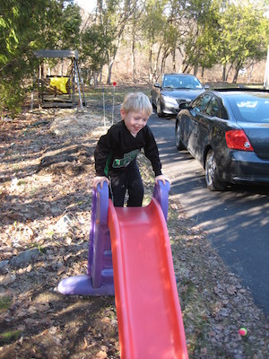 Cole sliding (03-18-2010 20:32)