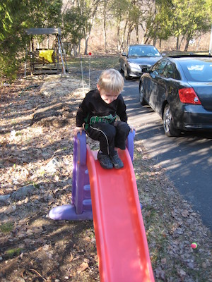 Cole sliding (03-18-2010 20:32)