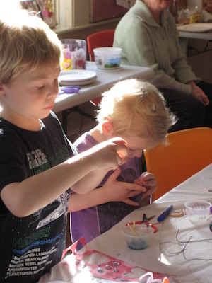 Tim and Cole at the crafternoon (03-19-2010 20:55)