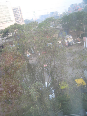 View from Mumbai hotel (03-15-2010 20:42)