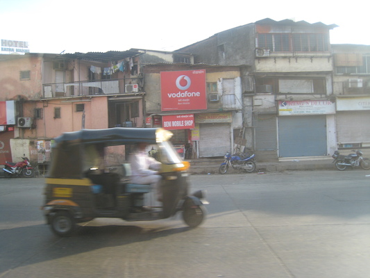 Trip to the Mumbai airport (03-15-2010 21:41)