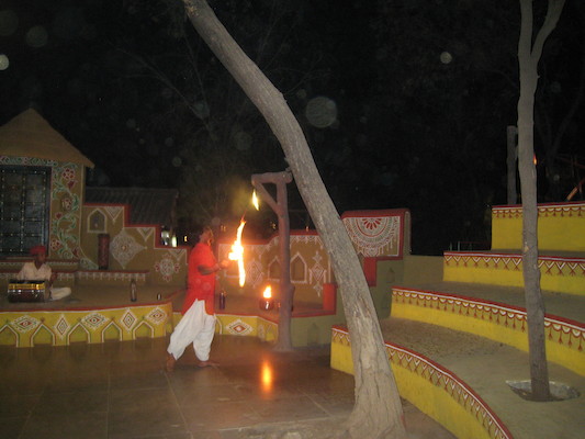 Fire breather at Chokhi Dhani (03-17-2010 09:40)