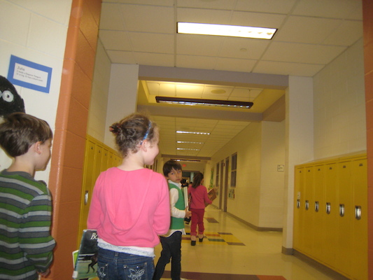 Cole's picture of Davis school (03-26-2010 09:02)